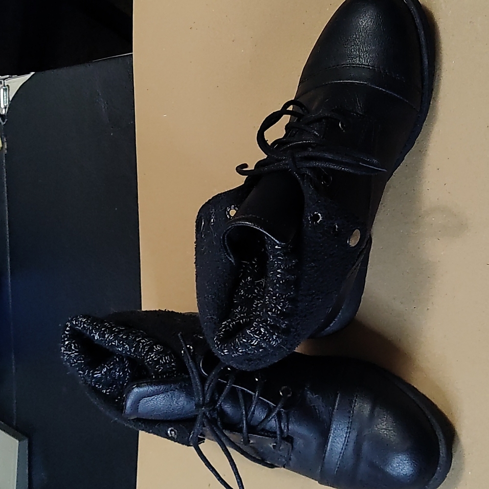 Daily Shoes Womens Black w/Faux Sock Ankle Boots